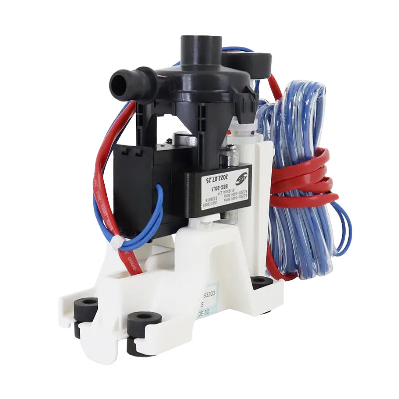 Ángulo superior de la bomba de agua LG AHA32883203 donde se aprecian la carcasa superior, el motor y los soportes de goma antivibración.